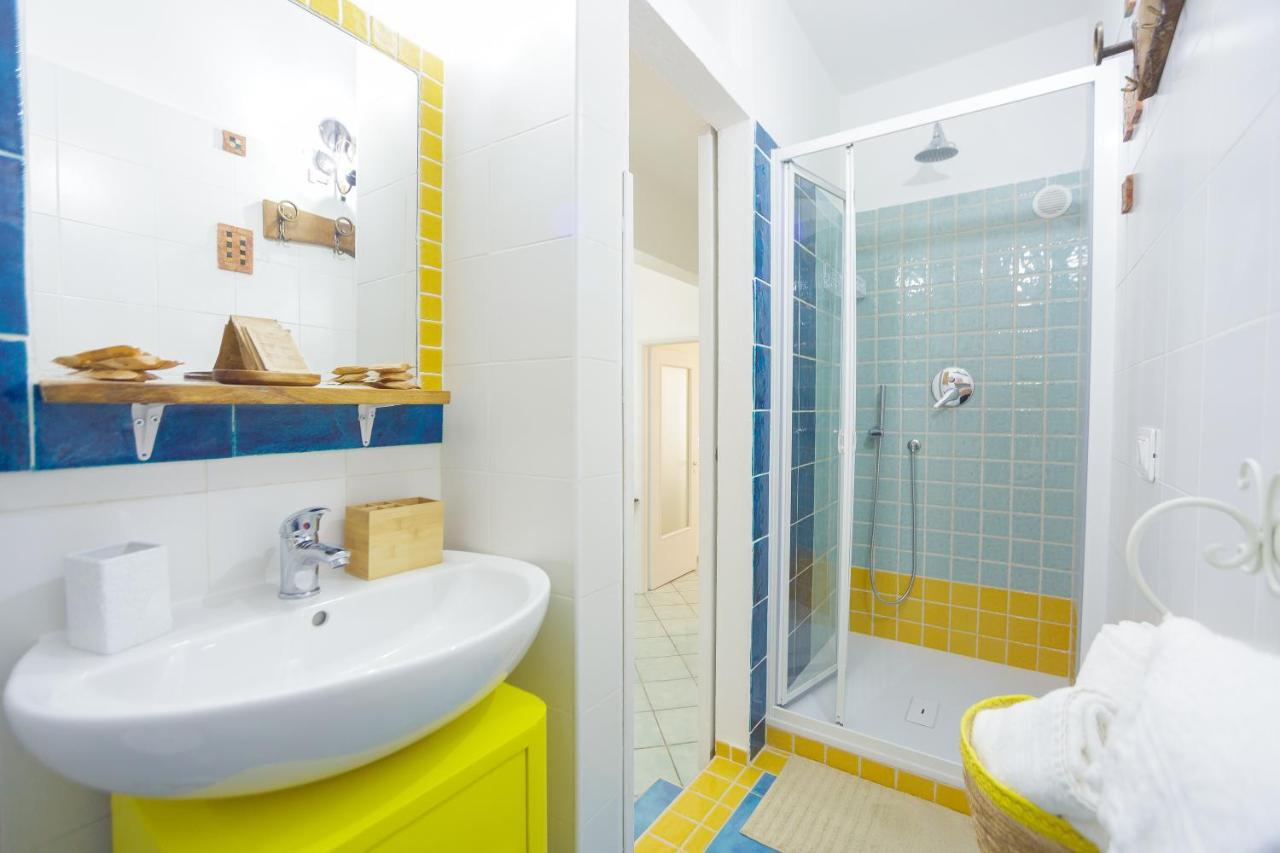 Appartement Ti Porto Al Centro Unforgettable Moments à Salernes Extérieur photo