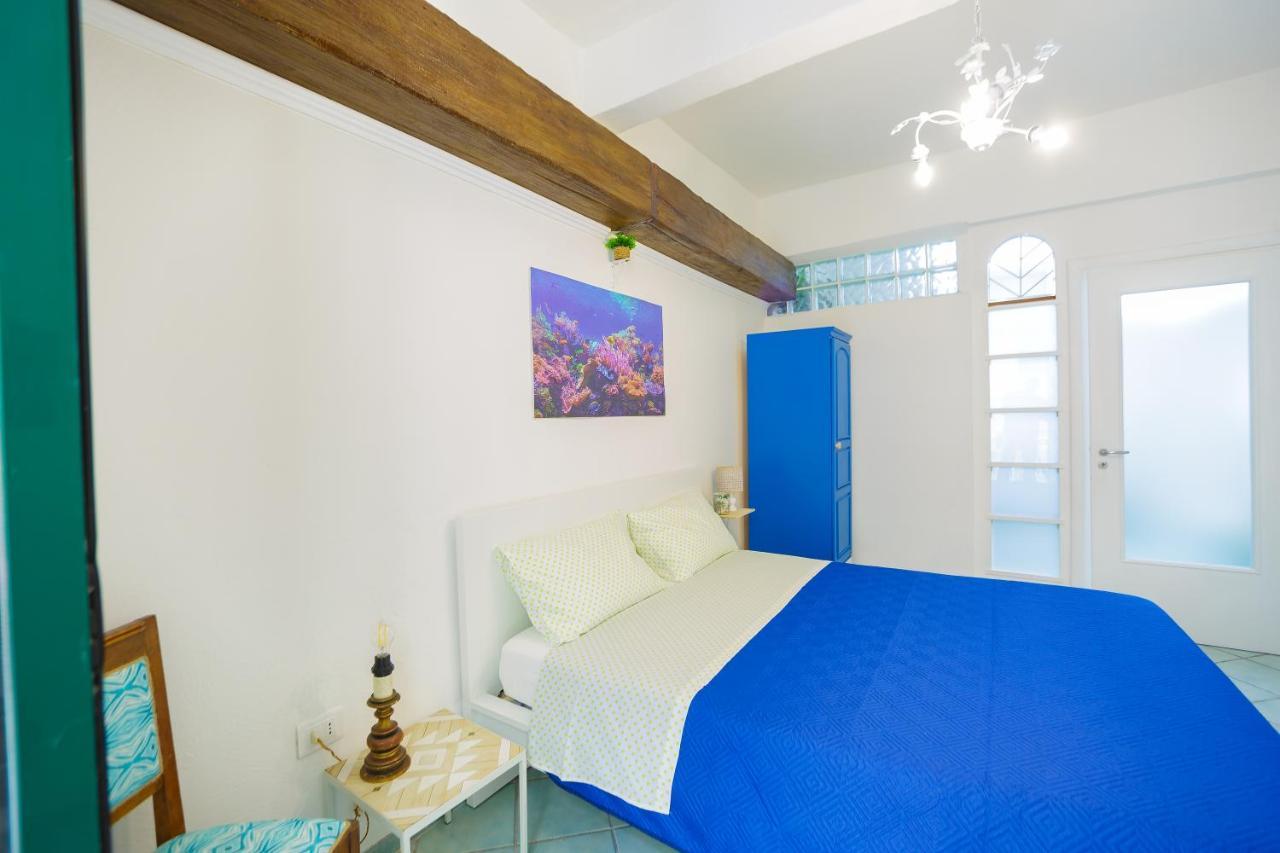 Appartement Ti Porto Al Centro Unforgettable Moments à Salernes Extérieur photo