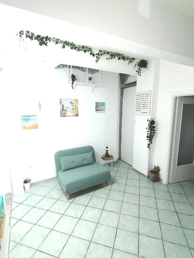 Appartement Ti Porto Al Centro Unforgettable Moments à Salernes Extérieur photo